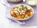 One Pot Pasta mit Feta, Tomaten und Zucchini. Ein einfaches und leckeres Gericht, das schnell zubereitet ist.